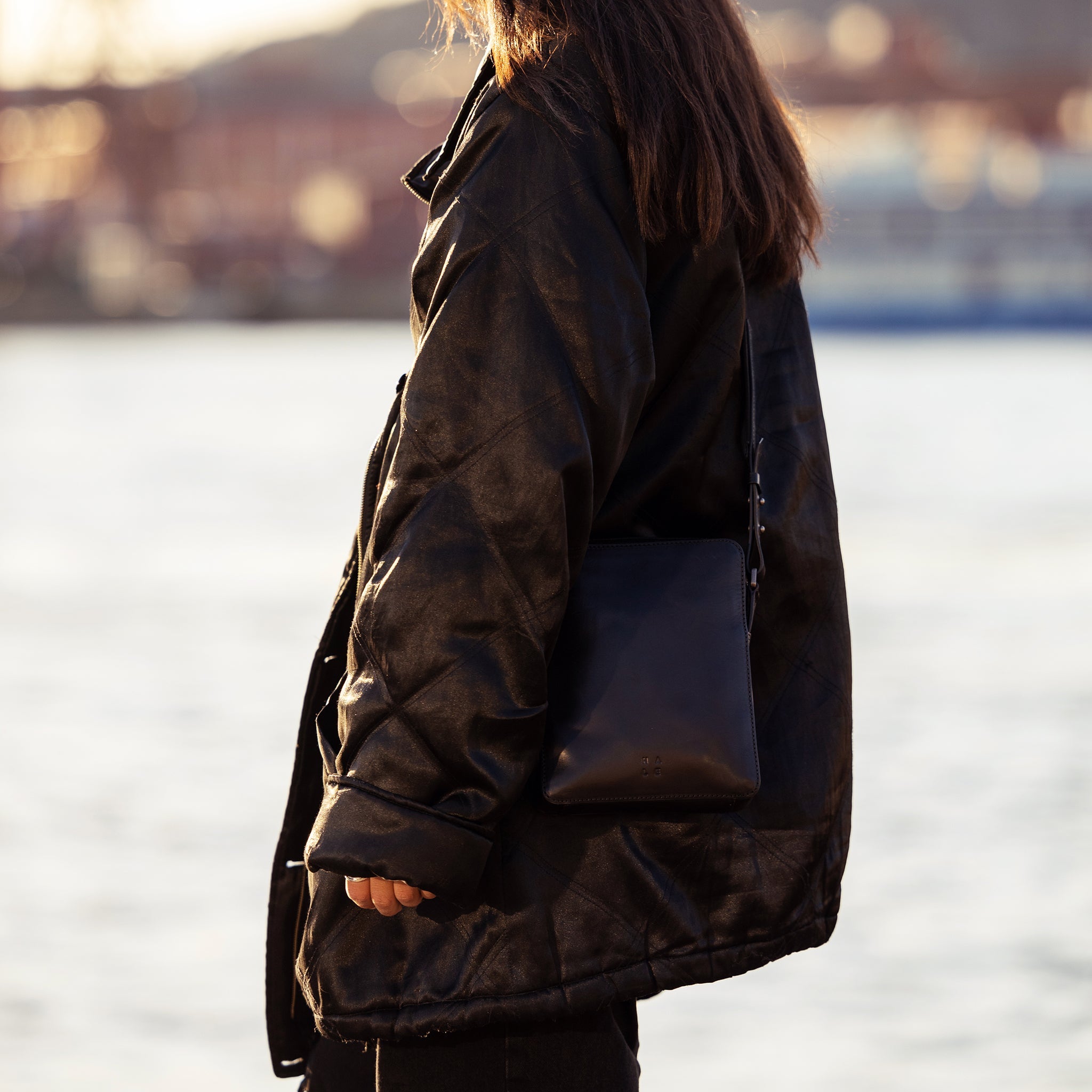 ÅKULLA Sling Bag