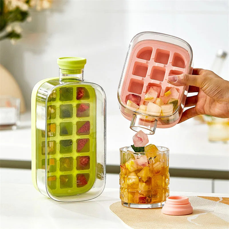 Ice Cube Tray With Straw