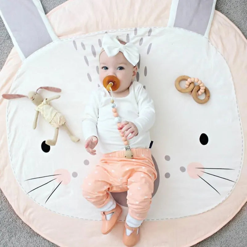 Baby-Spielmatte mit Cartoon-Tieren