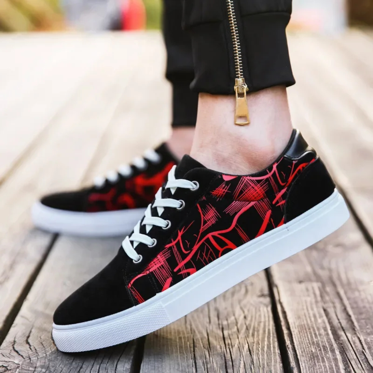 Abstract-Print Low-Top Sneakers