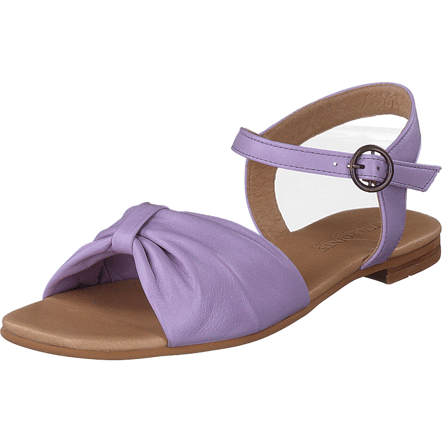 Madeleine Lilac