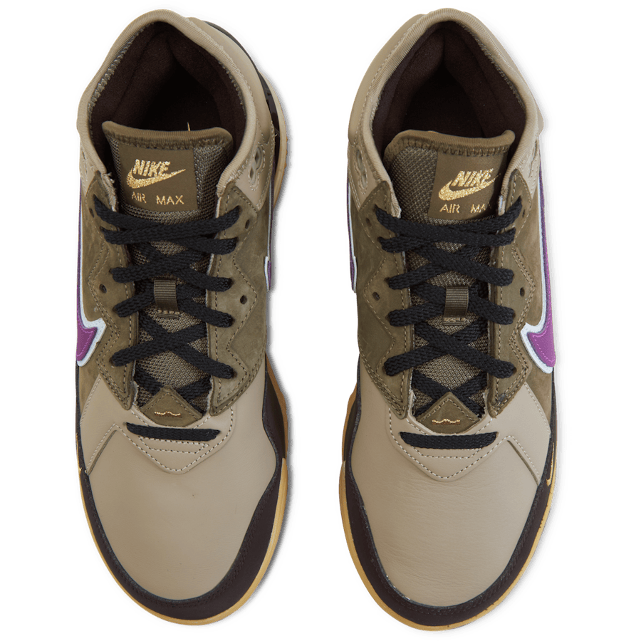 LeBron XVIII Low
