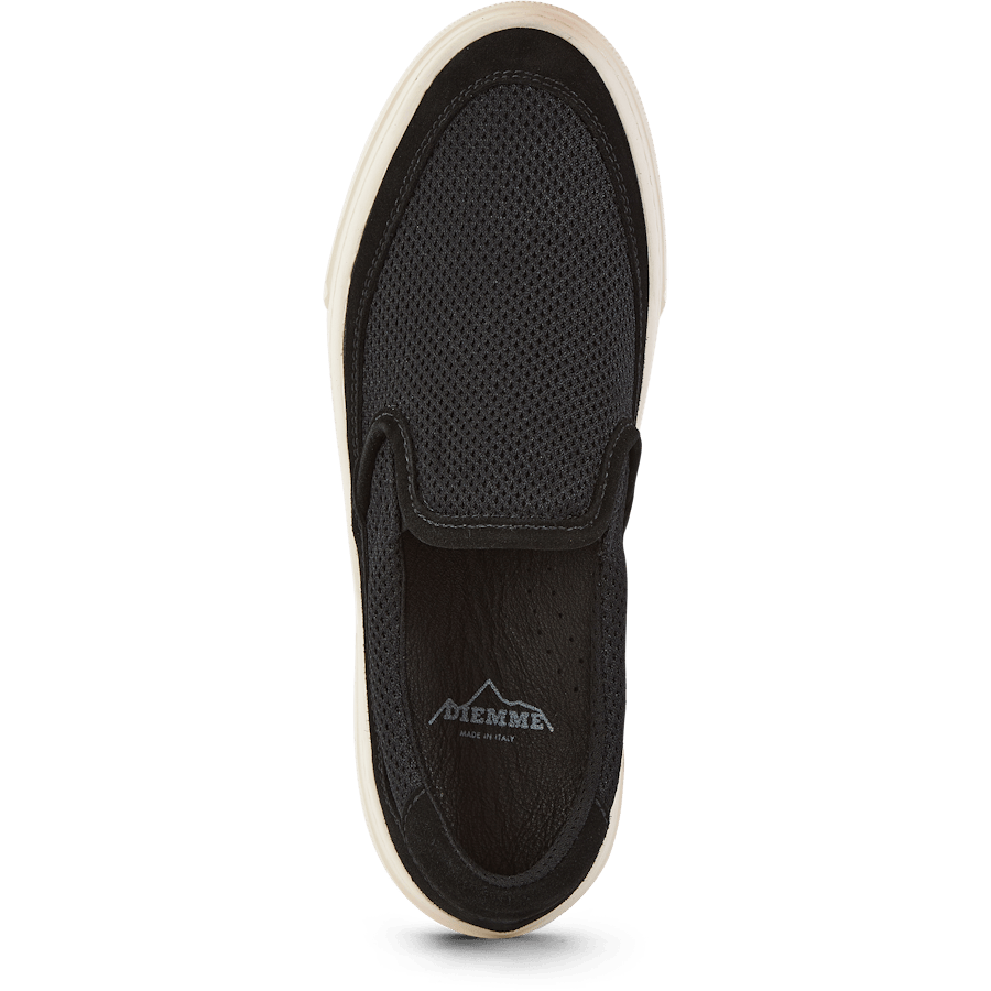 Garda Black