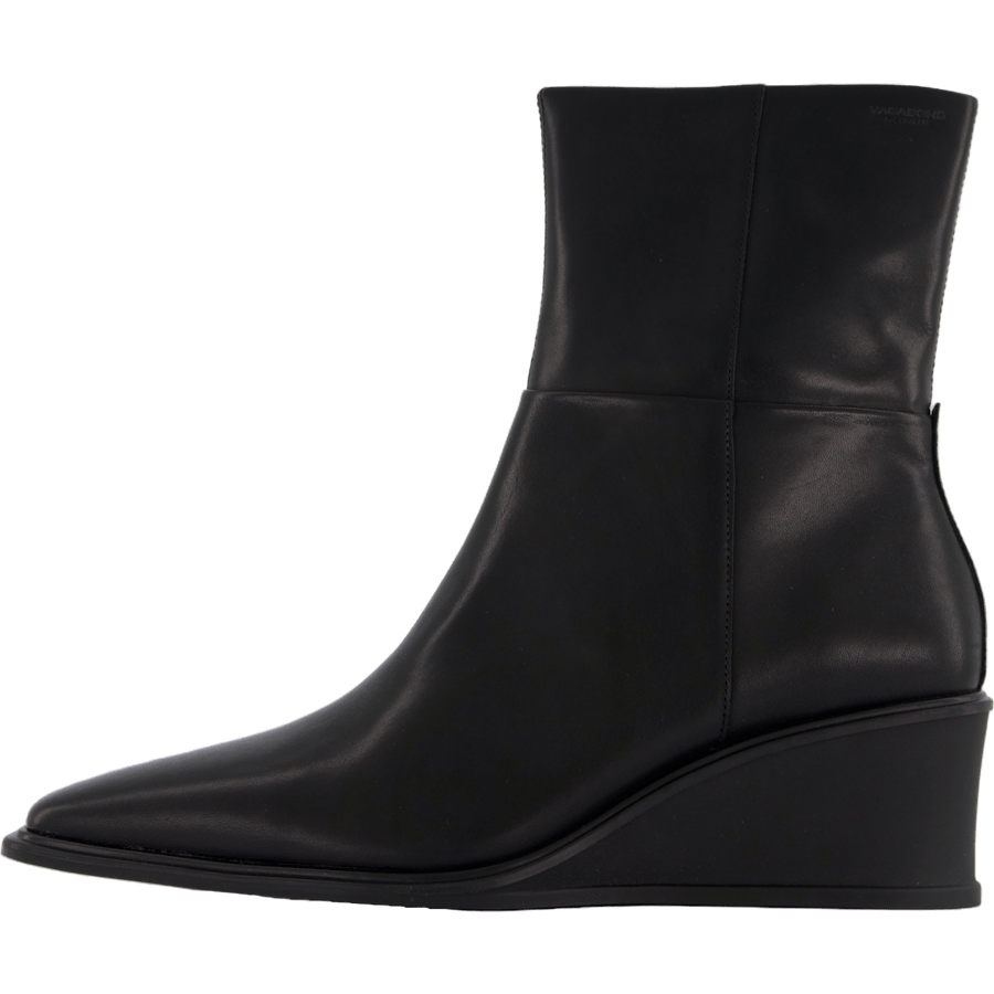 Aino Black