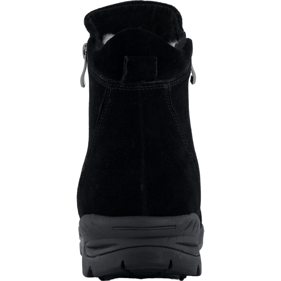 Timor L Studs Black