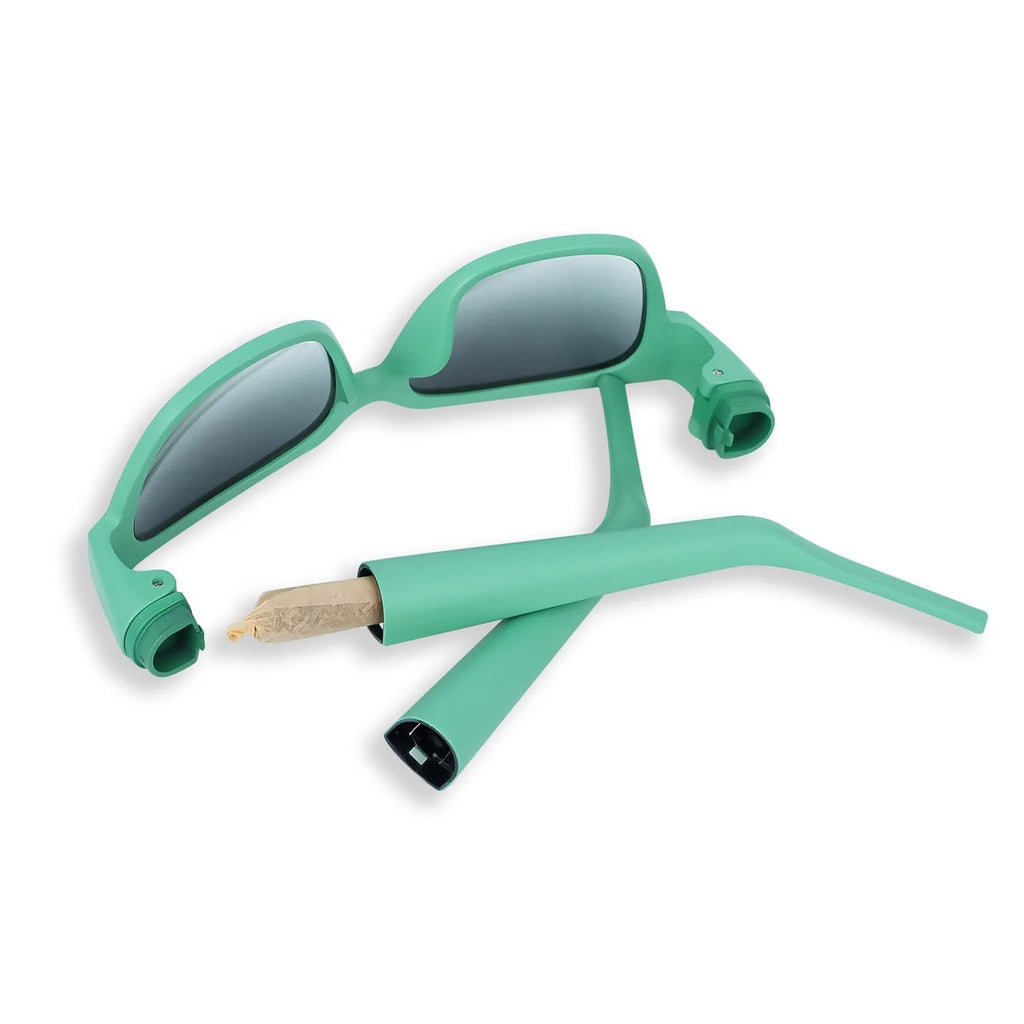 Versteckter Stauraum für Sonnenbrillen