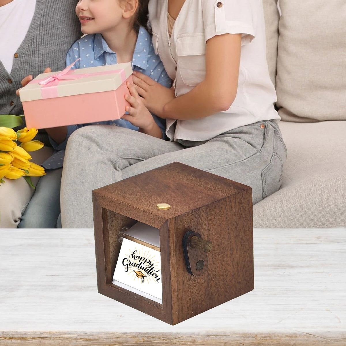 Crank Photo Box