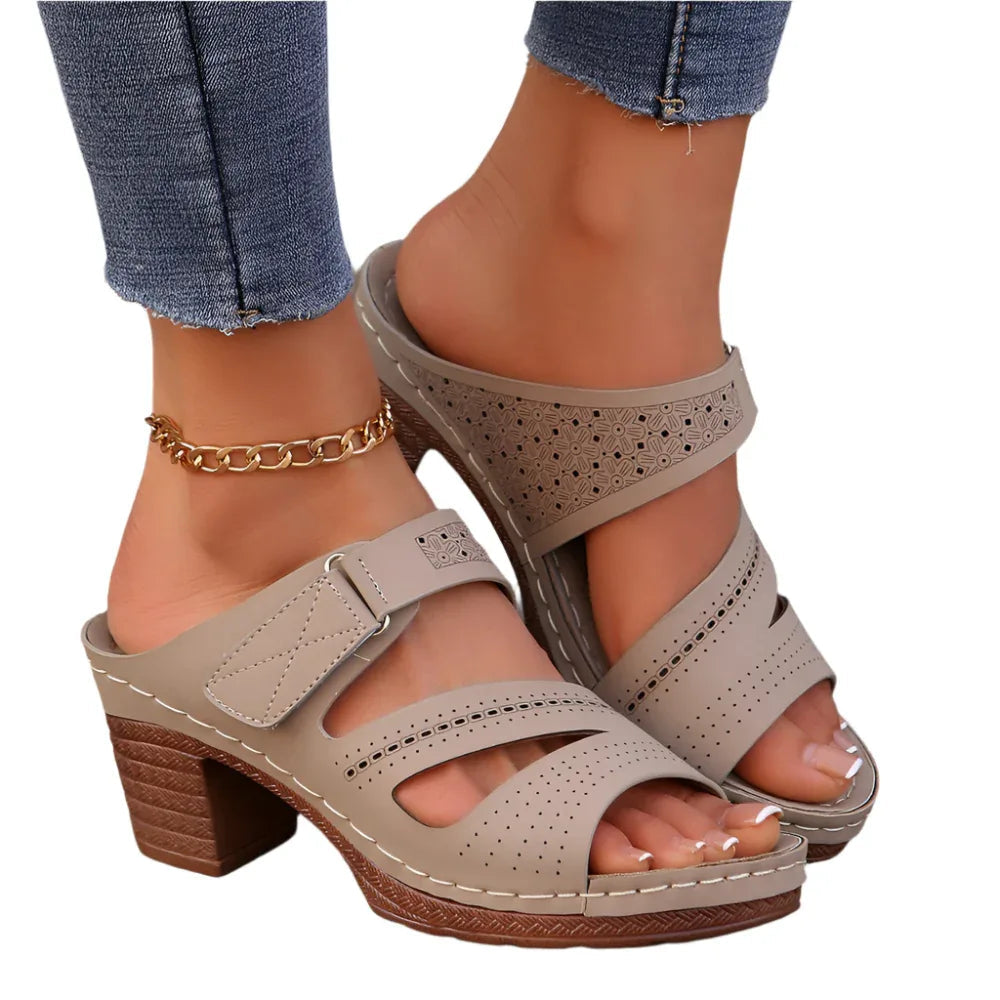 Square-Heeled Peep-Toe Summer Sandals Solid Color Casual Shoes