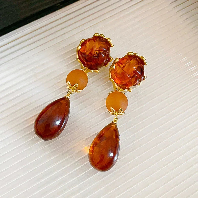 Women's Vintage Water Drop Tassel Earrings Maillard Style