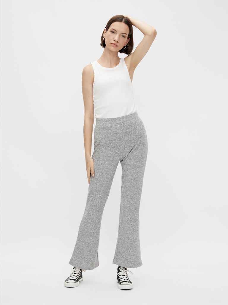 PAM MW AUSGESTELLTE HOSE