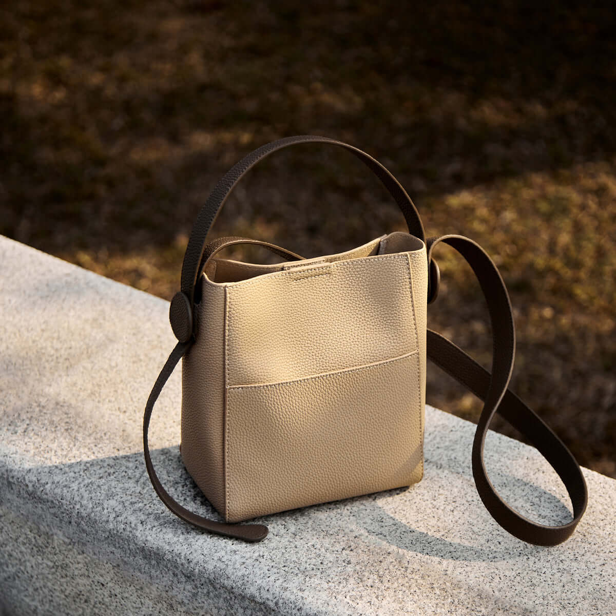 Alexa Daily Leather Bucket Bag-2
