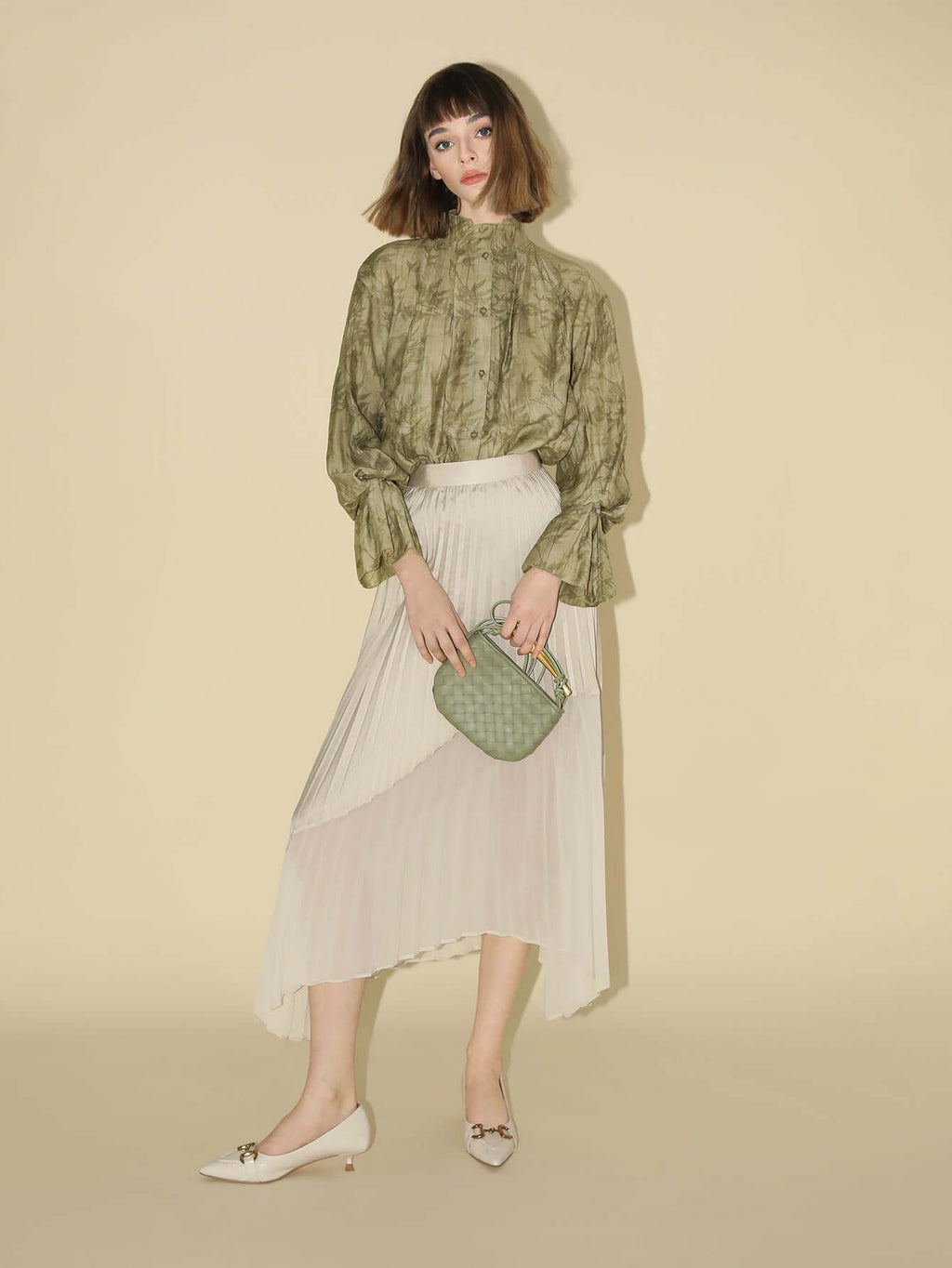 Bamboo Leaf Jacquard Ruffled Long Sleeve Blouse-2