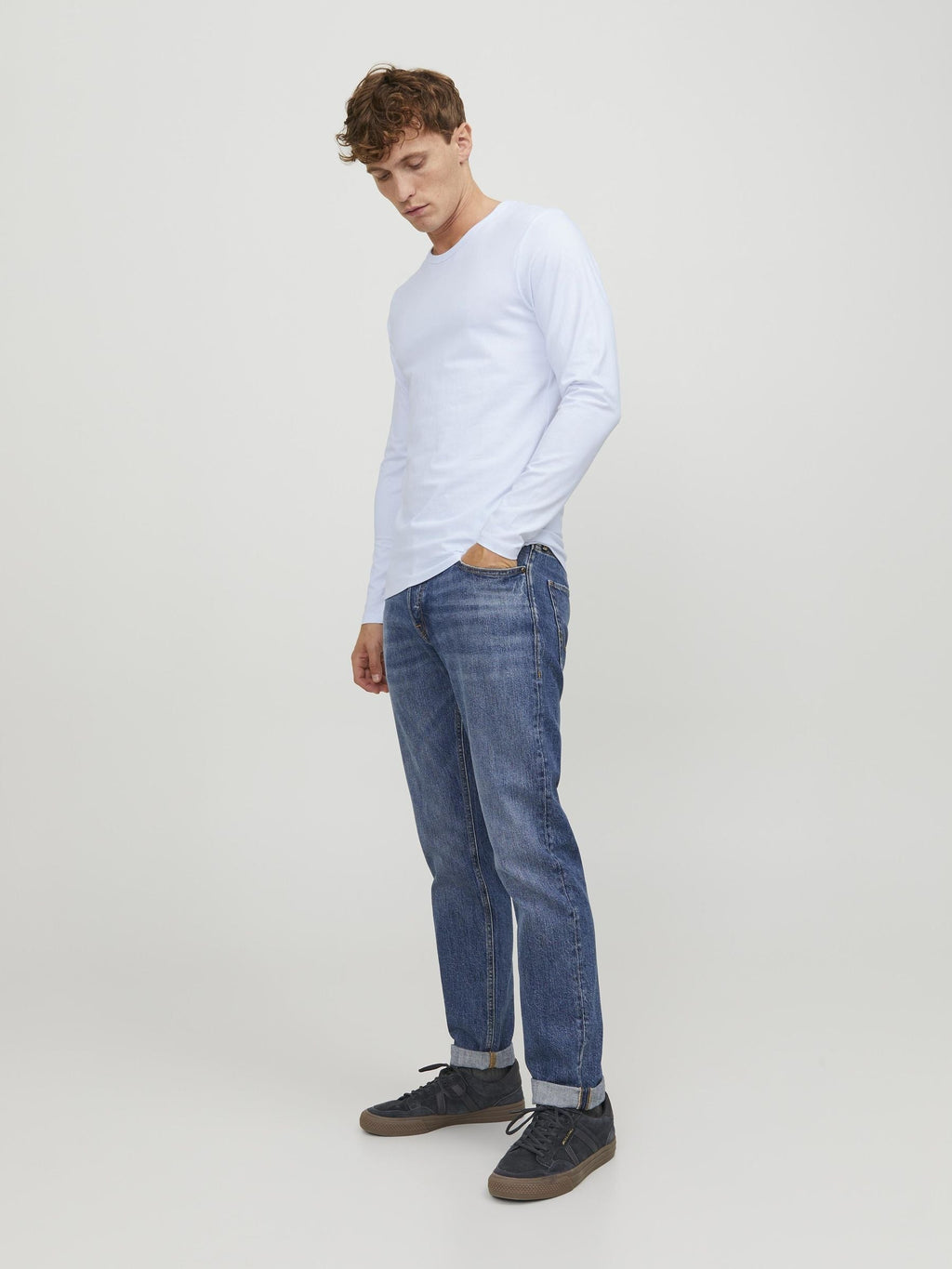 Basic-Rundhals-T-Shirt