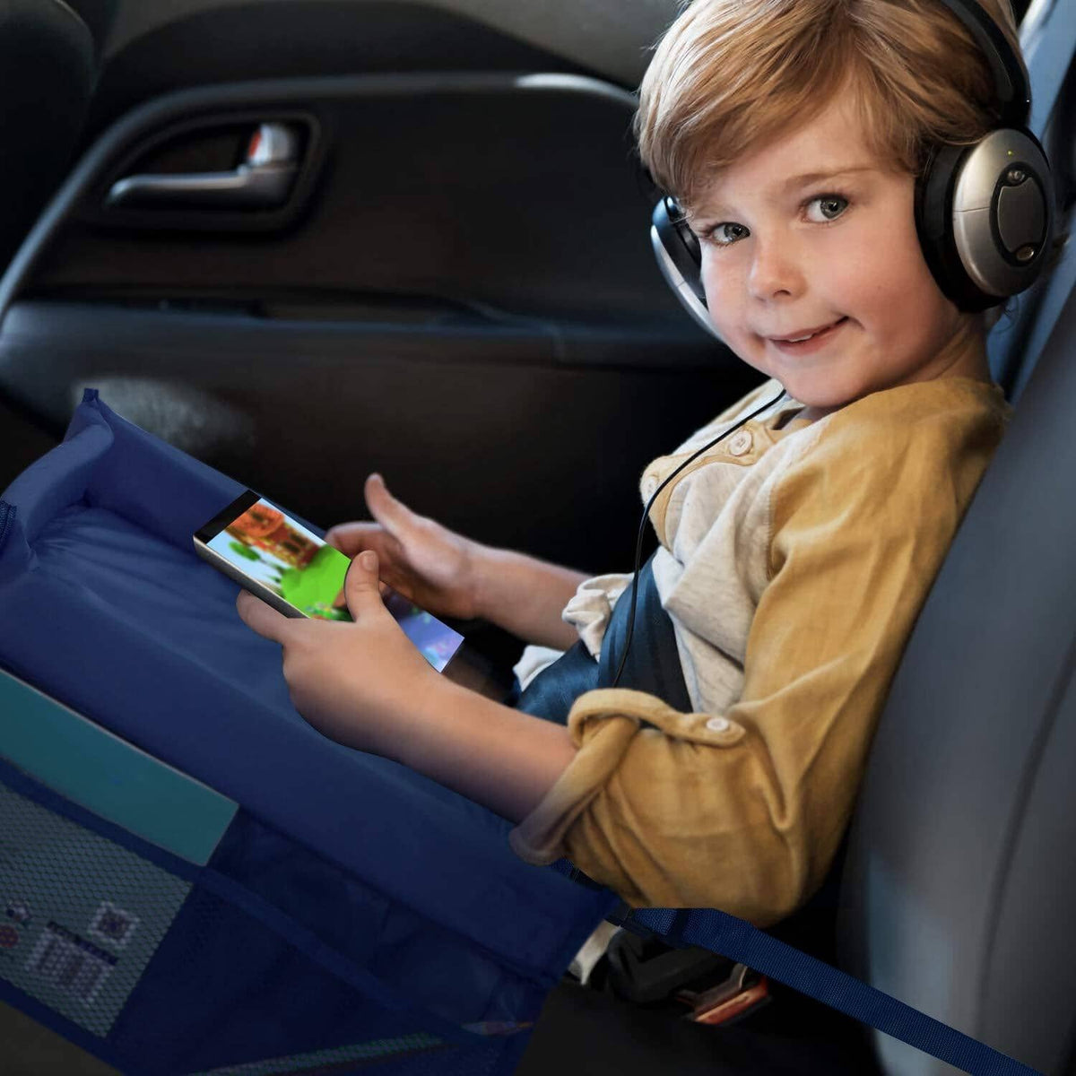 Bricka för Bilbarnstol – Håll Barnen Sysselsatta på Resan! 🚗✨