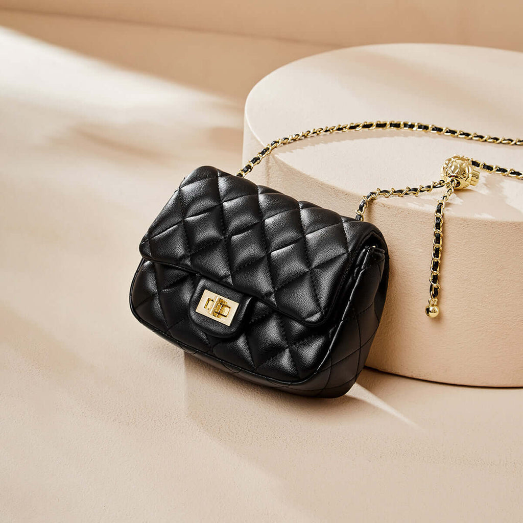 Chic Black Diamond Quilted Chain Leather Bag-2