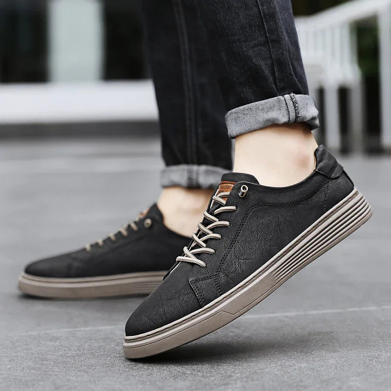 Low-Top Men's Shoes Two-Layer Cowhide Casual Sneakers