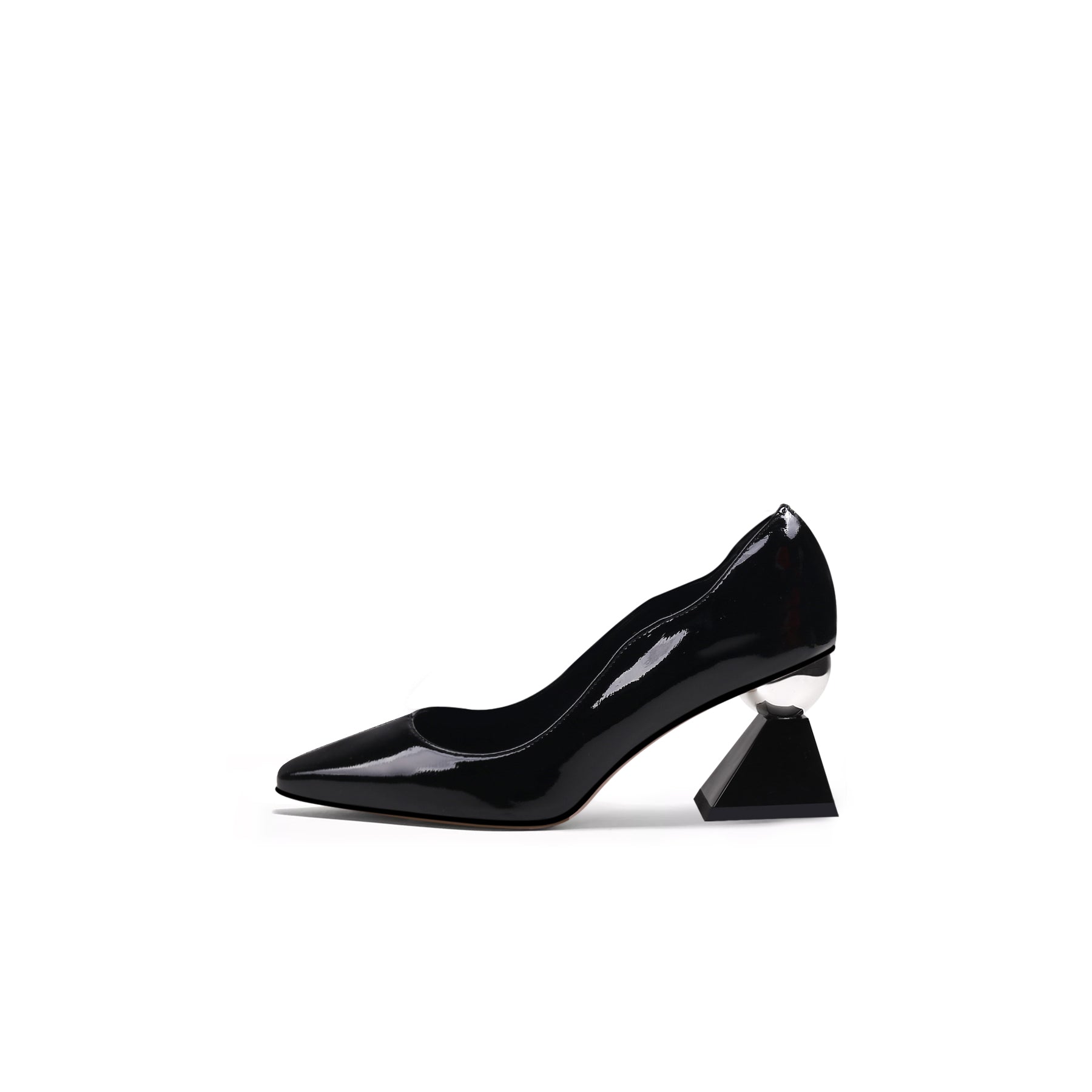 Classy Geometric Heel Scalloped Leather Pumps-5