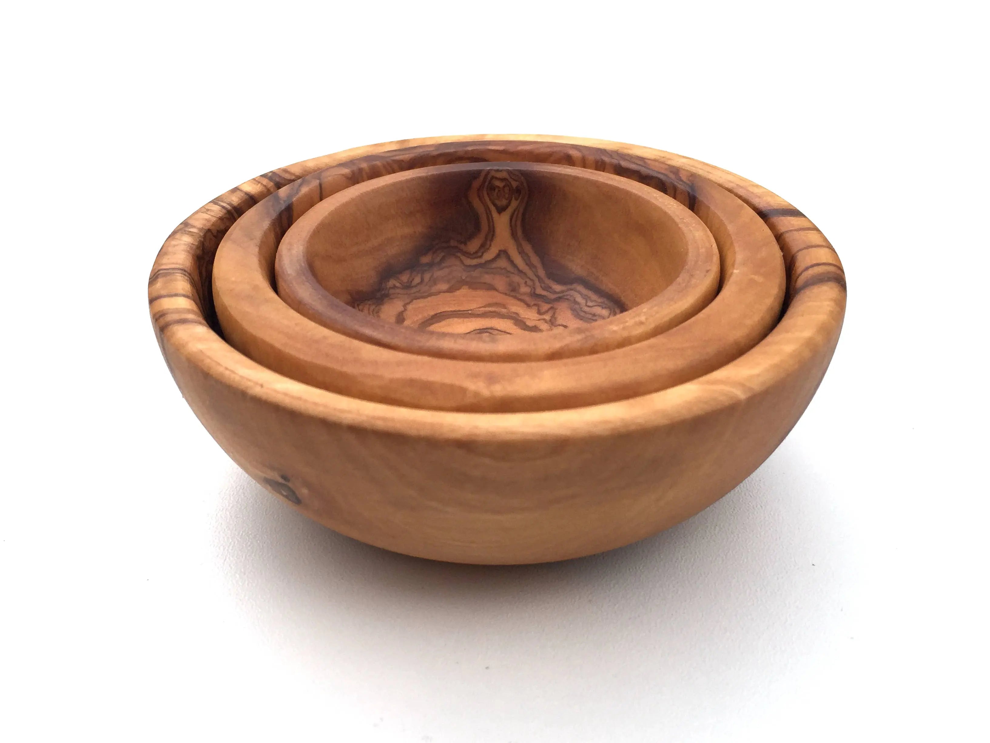 Set med 3 skålar i olivträ