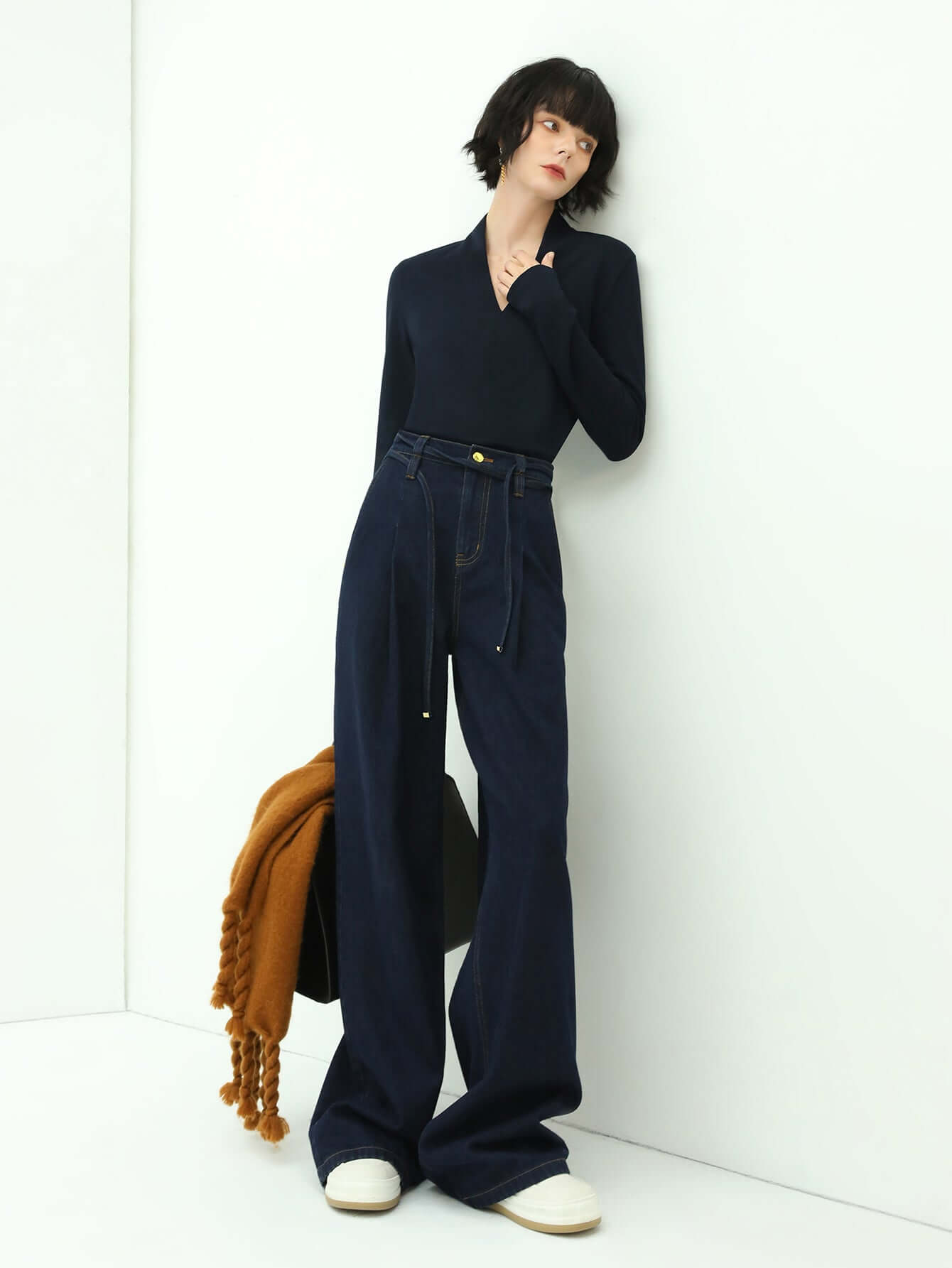 High-Waisted Straight Leg Jeans in Navy-2