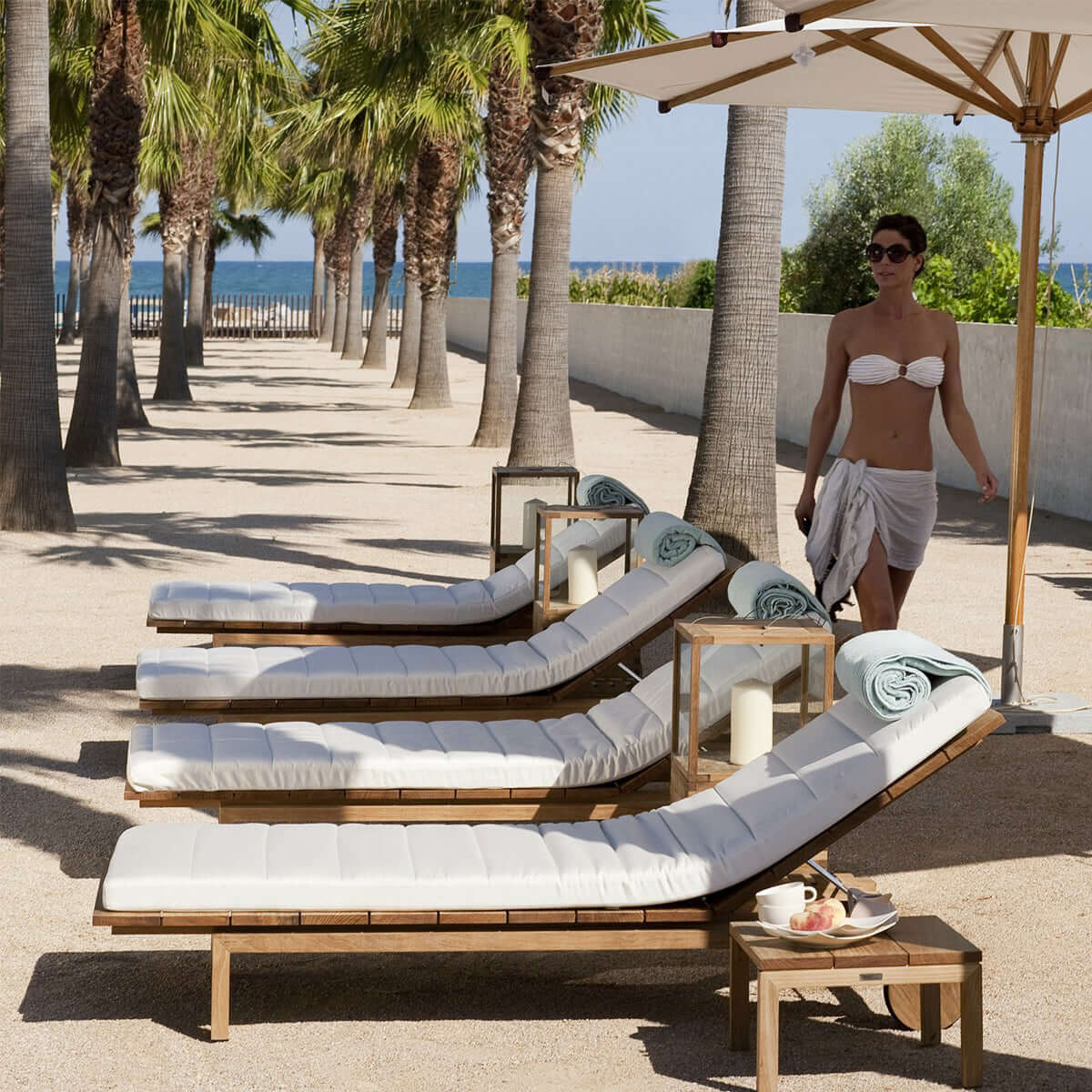 Lorna Contemporary Sun Lounger-0