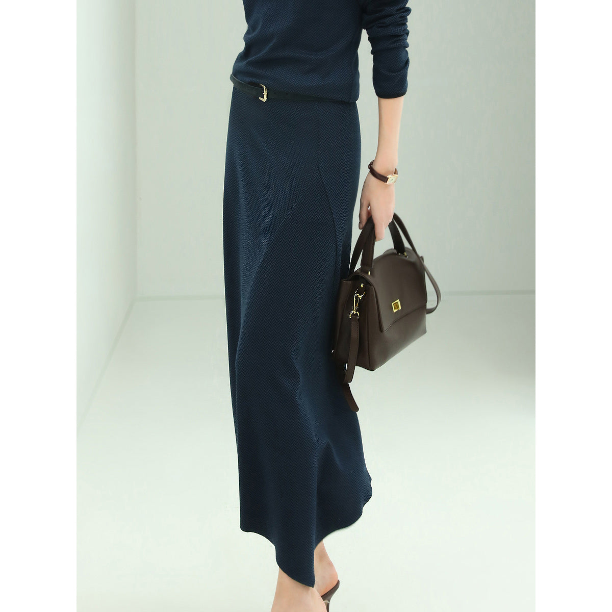 Soft Herringbone Belted Navy Knit Skirt-0
