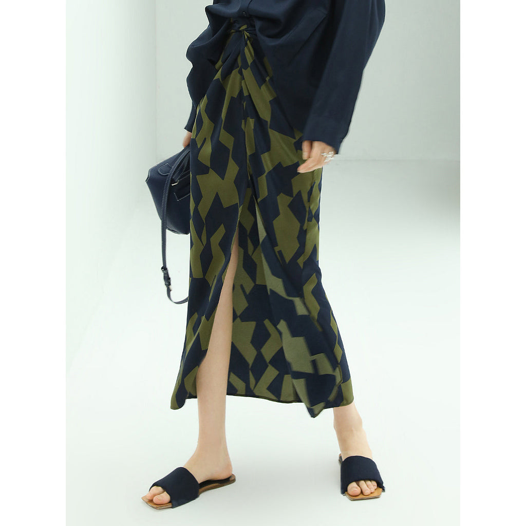 Twisted Front Green Geometric Green Midi Skirt with Front Slit-0